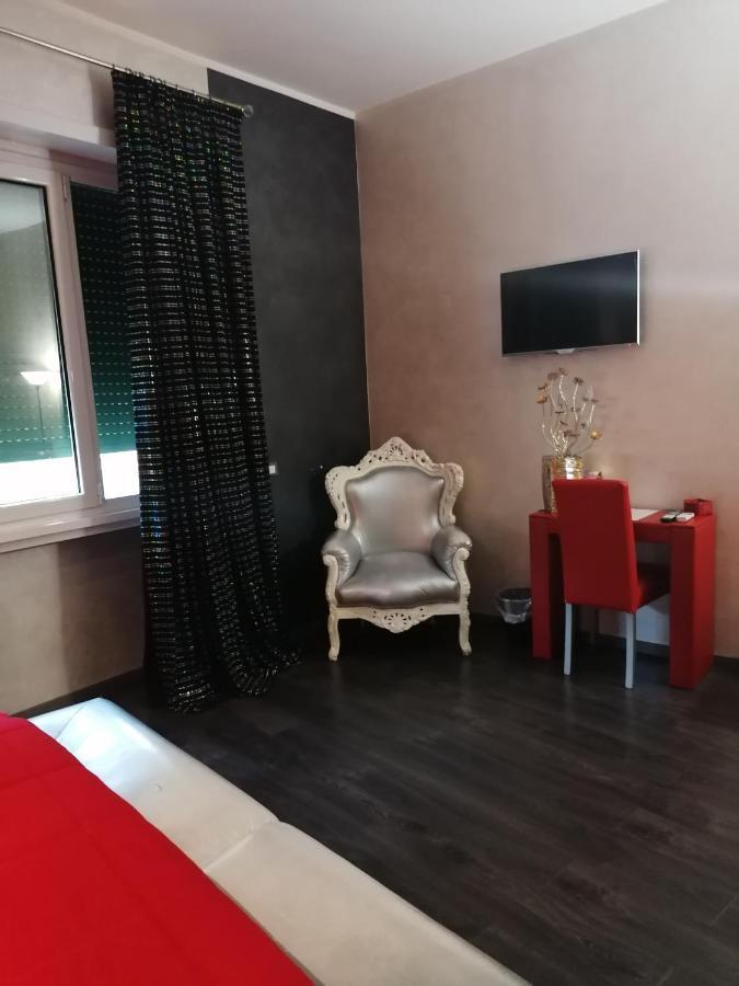 Luxury Nomentano Hotel Rome Bagian luar foto