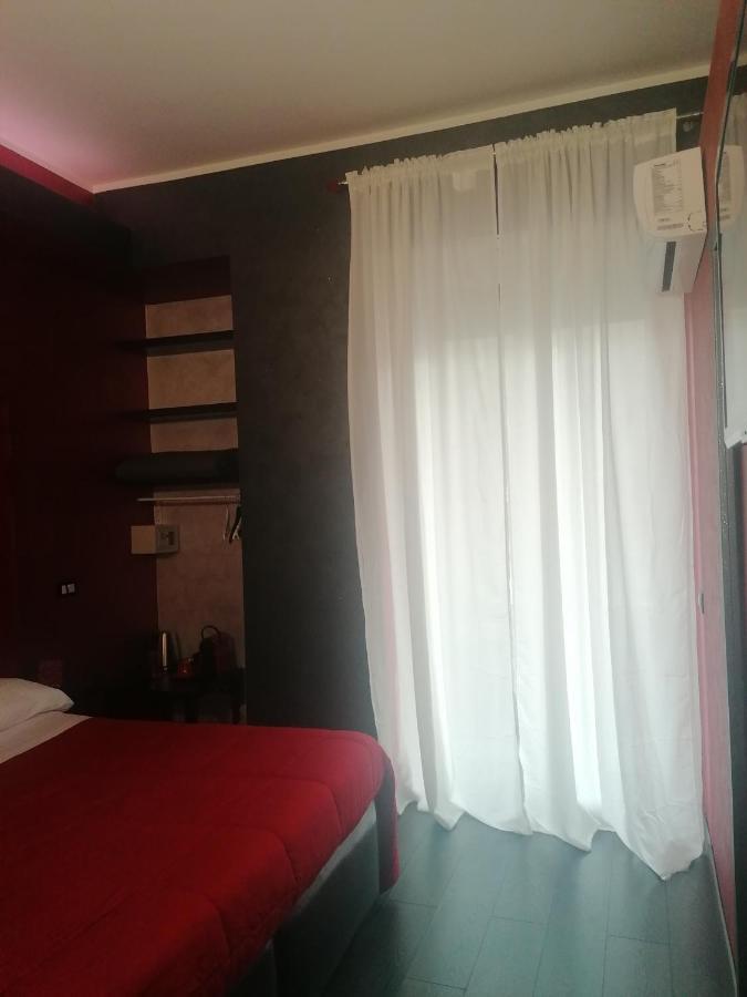 Luxury Nomentano Hotel Rome Bagian luar foto